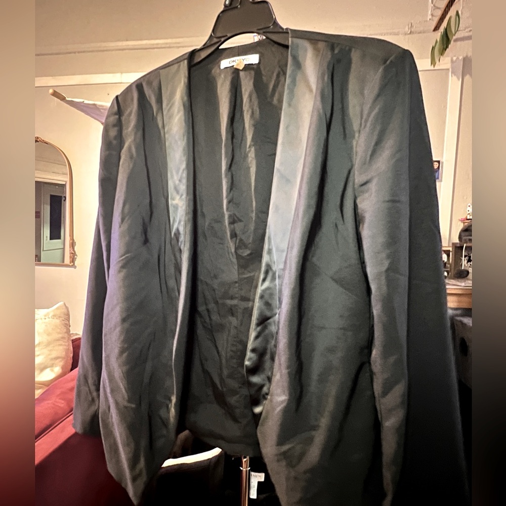 Tuxedo style women blazer size 12. Gently used
